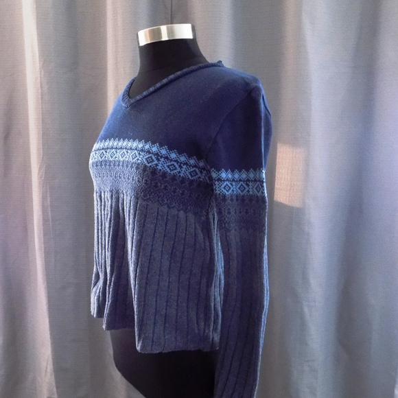 Six Brand Sweater - Picture 2 of 5